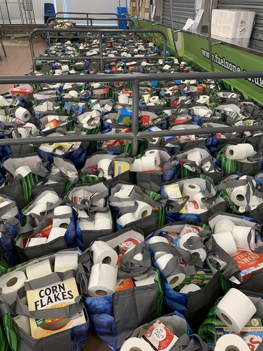 It’s Friday again which means it must be time for another huge thank you to the wonderful staff <a href="/drumchapelhigh/">Drumchapel High</a> who came along to <a href="/KnightswoodSec/">KSS</a> to keep supporting our school community 👏🏼👏🏼👏🏼 Thanks so much to everyone involved! <a href="/FARE_Scotland/">FARE Scotland</a> <a href="/katy_kanderson/">Katy U’ren</a> <a href="/jodiestewart134/">Jodie Stewart</a>