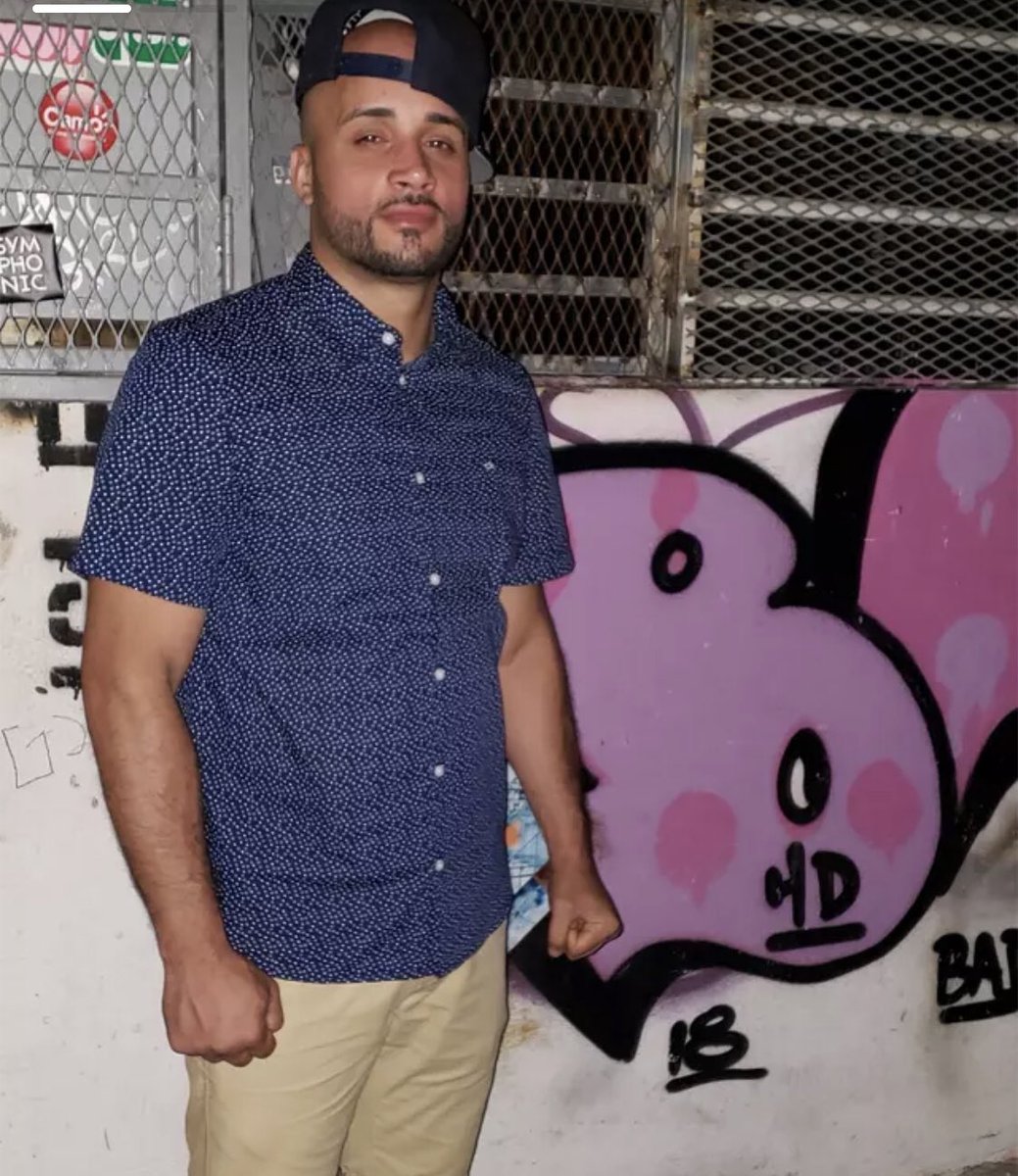 Andy77559677's tweet photo. 🇵🇷 like ❤️ if want yo see more #straightmen #hotpapi #foreskin #uncut #prepucio #hormymen #hotmen https://t.co/clYwBp8BLx