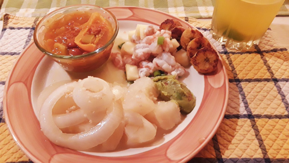 kakercookery's tweet photo. carrot saffron pinto beans, shrimp apple ceviche, yucca with mojo, maduros #kakercookery https://t.co/i7tbIokFZB