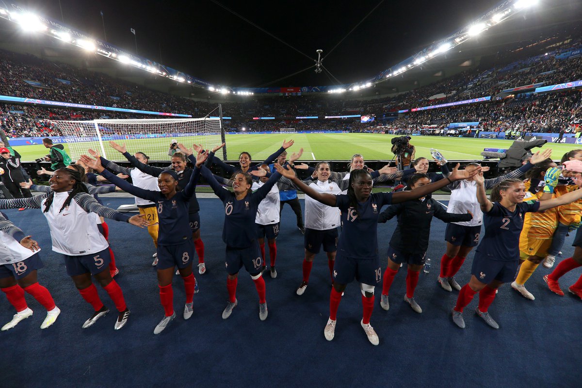 🇫🇷 #OnThisDay one year ago @FrenchTeam were celebrating a big win (4-0) over Korea Republic 🙌🙌🙌

What a kick-off it was for a spectacular #FIFAWWC! 🤩

#DareToShine