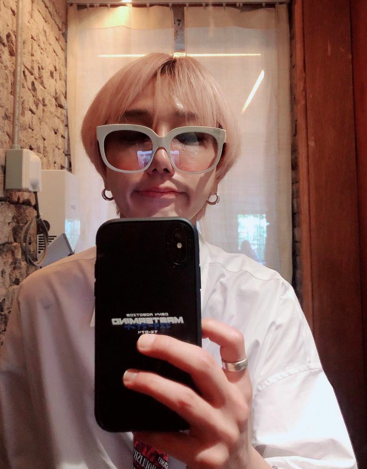 #yesung #예성
[<a href="/shfly3424/">Yesung</a>  <a href="/SJofficial/">SUPER JUNIOR</a>]
