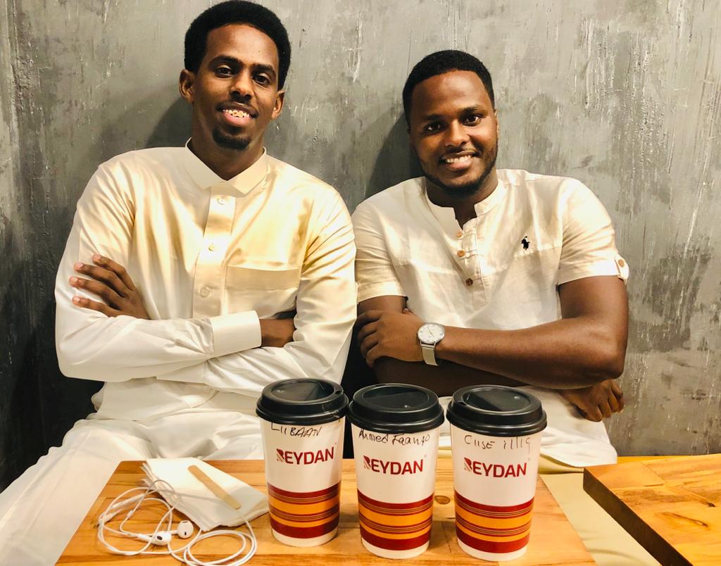 LibanOwadan's tweet photo. #BEYDAN waxaa iska leh dhalinyaro, inta badana waxaa ka shaqeeya, macaamiishooda u badan dhalinyaro. Beydan waxay ka dhabaysay waxa ay macaamiishooda kusoo doorteen.
Saaxibkay @AxmedFaanto waan ku faraxsanahay muddo kadib in aan ku aragnay aniga iyo @ciiseillig -ba. https://t.co/RPaXtgG9Tz