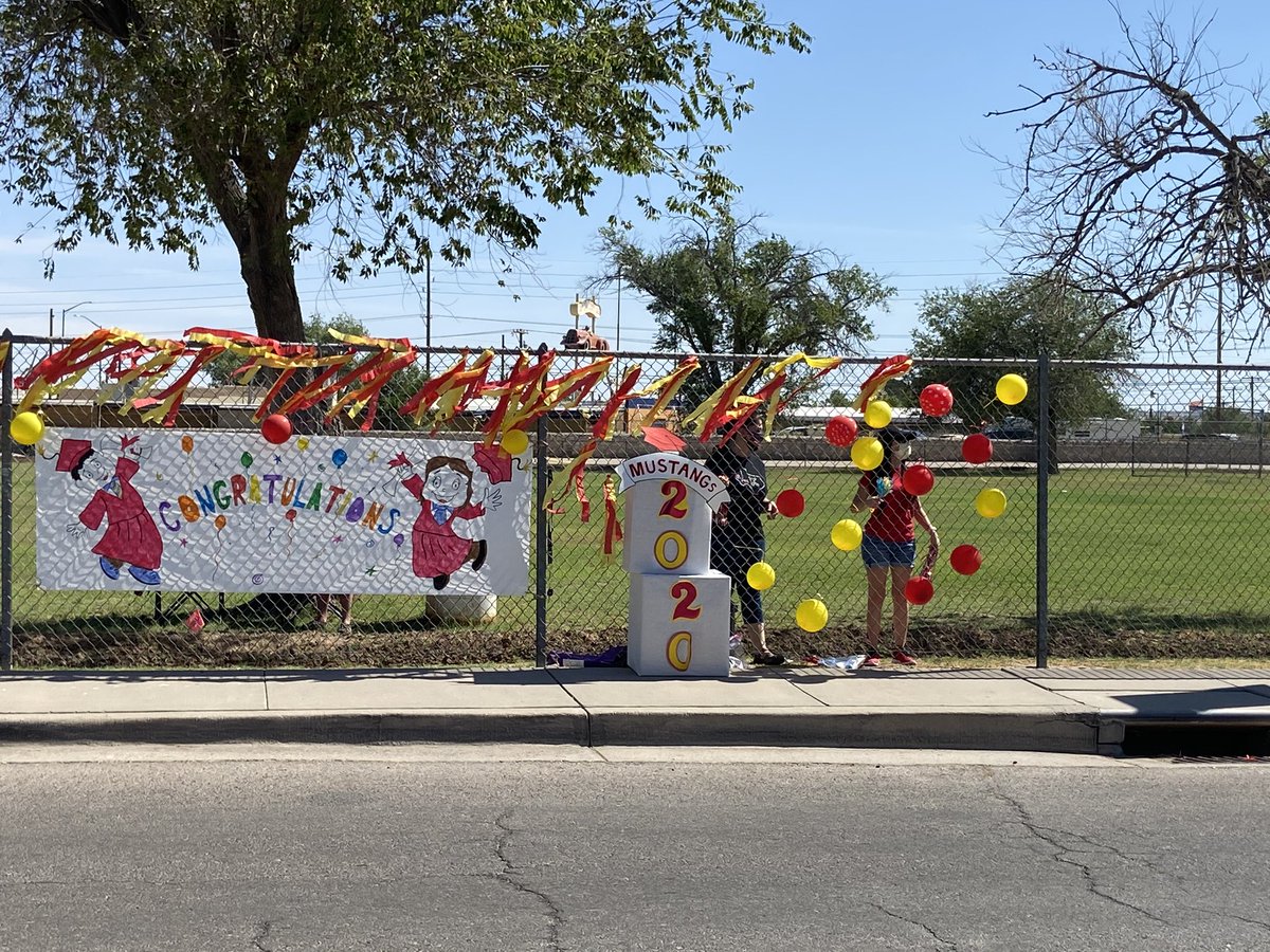 PASESYISD's tweet image. We will miss you Mustangs! @YsletaISD