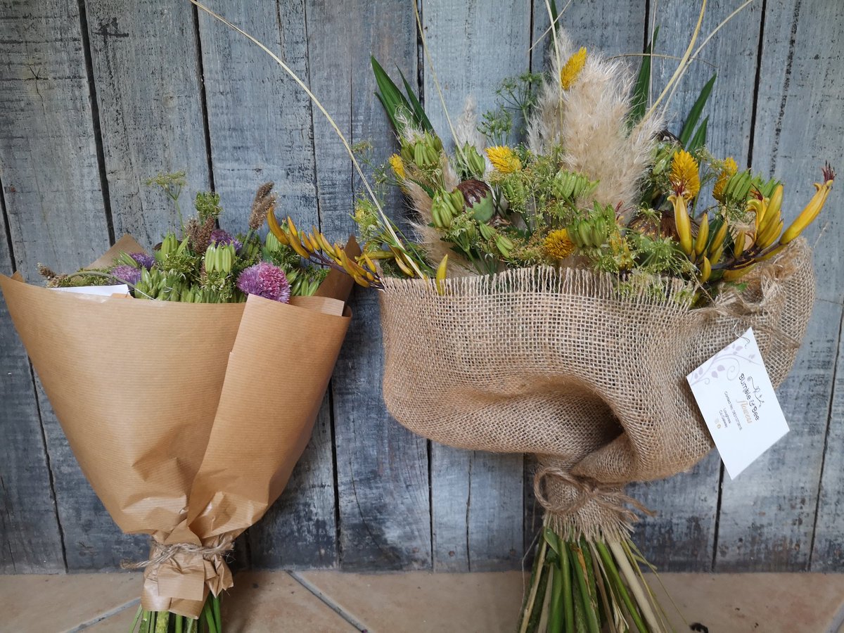 #natural flowers don't cost the earth.. #Bumblebeeflowers <a href="/slieveaughty/">Slieve Aughty Centre</a>