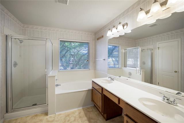 HellmannRealty's tweet image. 1103 Stepp Cv is a $339,000, 2,190 square foot, 4 bedroom, 3.0 bath home on a 0.20 acre lot located in Cedar Park, TX.

Contact me for information and questions: nicole.hellmann@avorealty.com

Phone: (512) 768-2673

#ATX #ATXHomes #AustinTexas #Austin #Texas #CedarPark