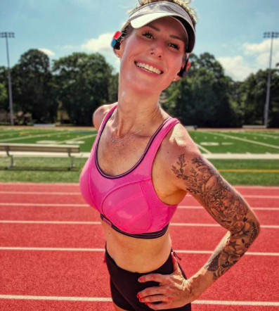 Plantronics's tweet photo. #FridayFeature: taking on the outdoors this week with our #BackBeatFIT's . 🎧
Keep showing us how Plantronics is powering your #workouts! 🏃💪 https://t.co/RbIge9EOpf