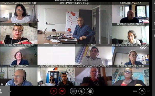 Réunion très constructive cet après-midi, autour de l’ <a href="/OrdreInfirmiers/">Ordre National des Infirmiers</a>, avec les organisations infirmières pour construire ensemble des propositions visant à une meilleure reconnaissance de la profession. Rdv est pris pour de nouveaux échanges! #SégurDeLaSanté