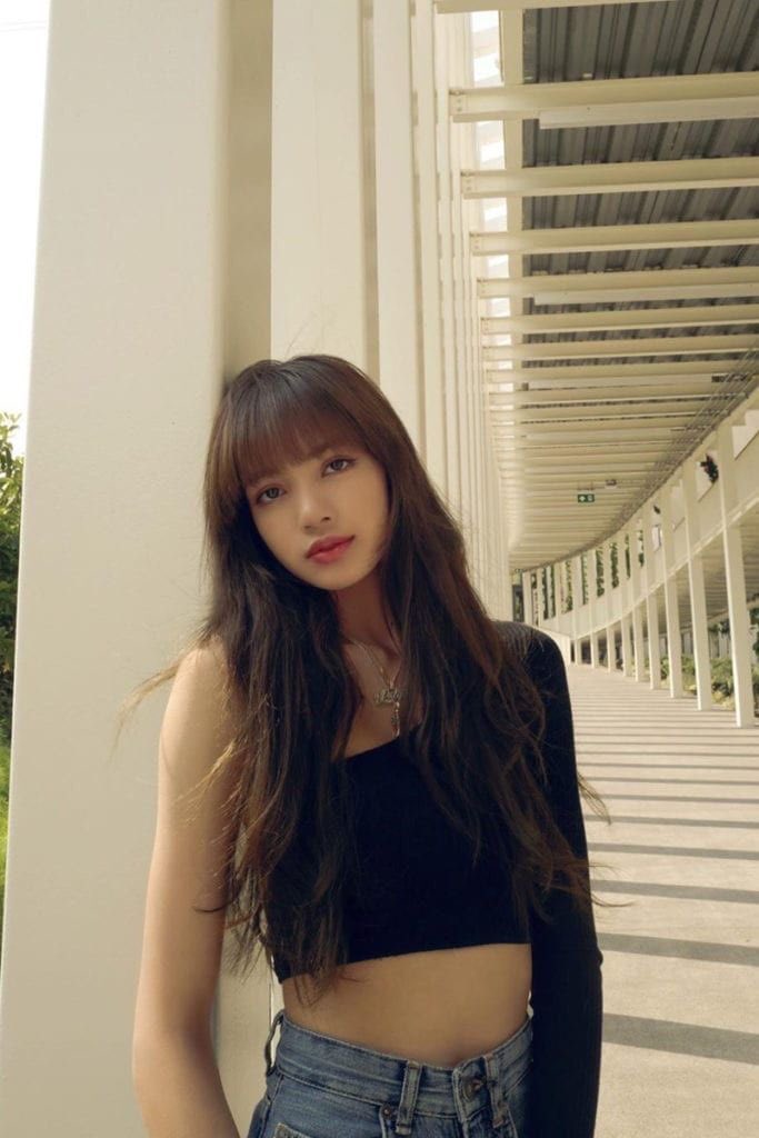 Dispacht1's tweet photo. Pelea? 

Muchos saben lo que está pasando entre Chanyeol Lisa y J-hope indirectas engaños y muchas más cosas pero qué pasará serán amigos nuevamente o serán enemigos pronto lo sabremos 

(Chanyeol:Exo)
(Lisa:Solisa)
(J-hope:Solista) https://t.co/lIvwoo3TaP