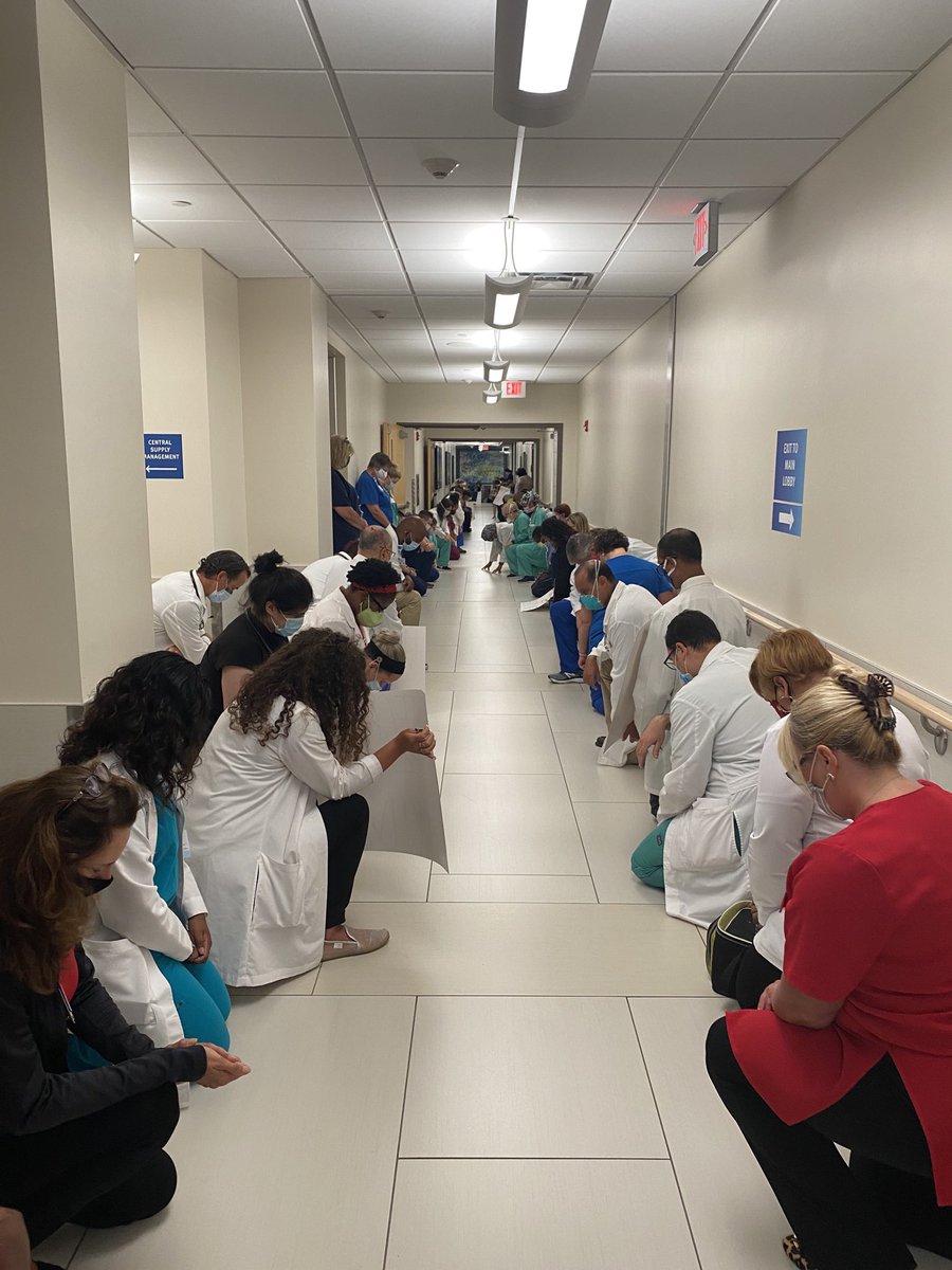 #whitecoatsforblacklives I’m so proud to stand with caregivers at #BaptistSouth and ⁦@BaptistHealthJx⁩ as a sign of my commitment to improving health, safety and fair treatment of African Americans and all people of color. Today we paused to remember all impacted by racism