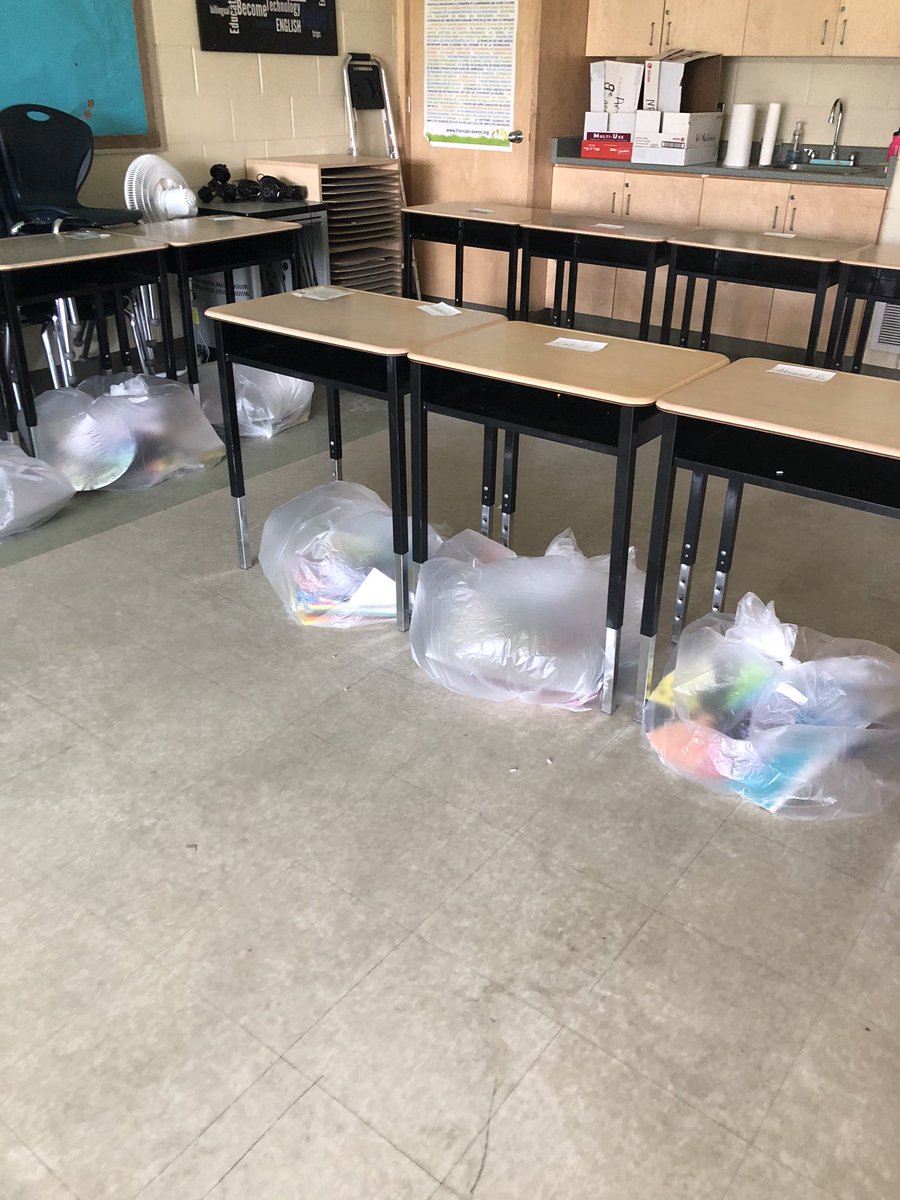 Thank you to all the staff at Julie Payette! They have done a great job getting things ready for our students and parents! @DurhamDSB