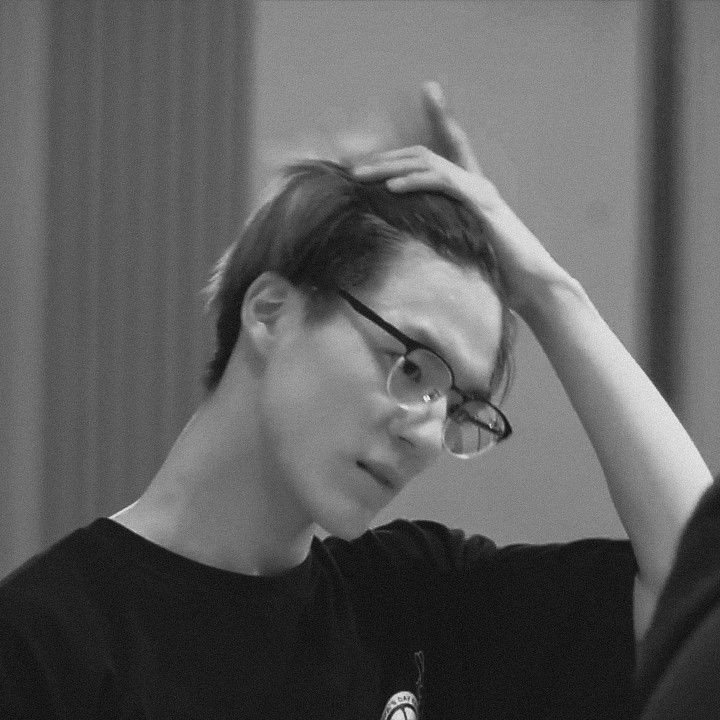 ใส่แว่นแล้วไม่เนิร์ด ใส่แว่นแล้วยิ่งฮอต