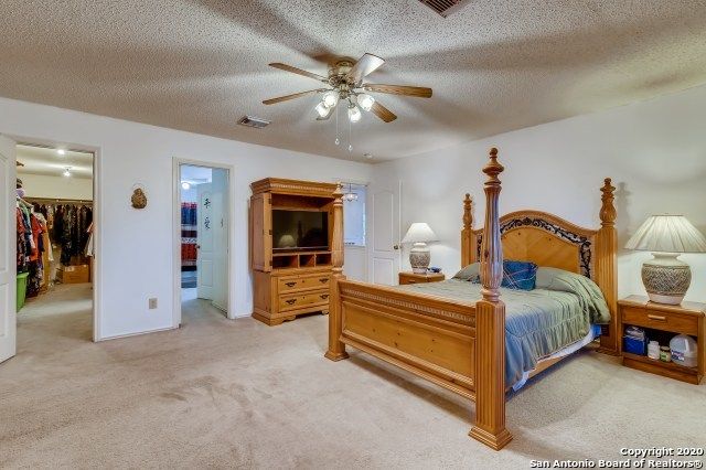 HellmannRealty's tweet image. 2623 Arlene Park is a $216,000, 2,253 square foot, 4 bedroom, 2.5 bath home on a 0.18 acre lot located in San Antonio, TX.

Contact me for information and questions: nicole.hellmann@avorealty.com

Phone: (512) 768-2673

#ATX #ATXHomes #AustinTexas #Austin #Texas #SanAntonio