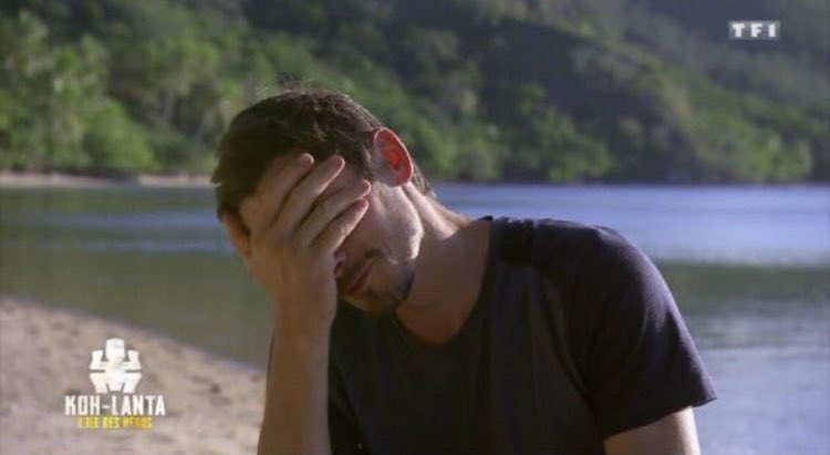 Yoni_hmz's tweet photo. A quel moment tu choisit une meuf qui a aucun mérite au lieu d’un aventurier qui a battu tous les records  #KohLanta2020 https://t.co/xBCzibyhKT