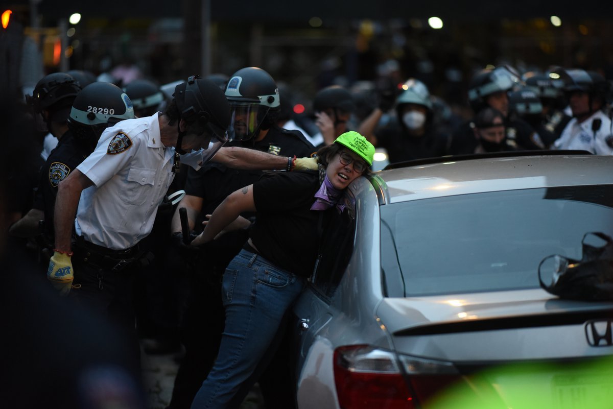 Gothamist's tweet photo. NYPD’s Ambush Of Peaceful Bronx Protesters Was "Executed Nearly Flawlessly," City Leaders Agree
https://t.co/Q9LFmppZTT https://t.co/mqz9sj4s82