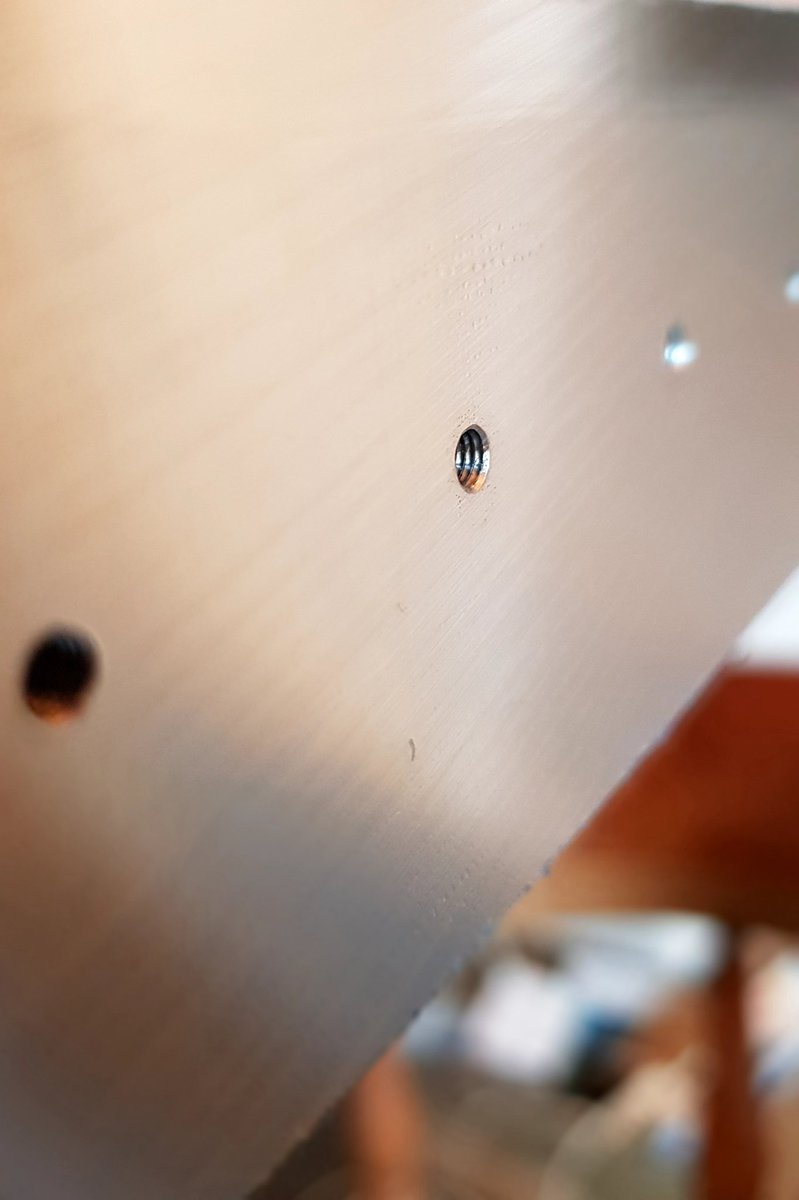 GeckoBox_3D's tweet image. Nothing quite like freshly machined metal.. #3Dprinting #prototyping #Metal