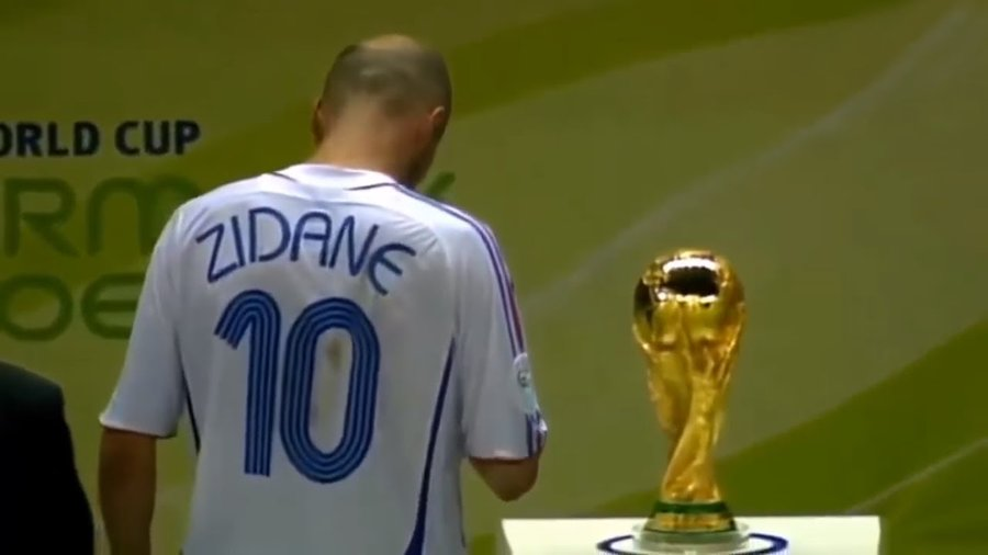 Betclic's tweet image. Les moments les plus tristes du sport français #KohLanta