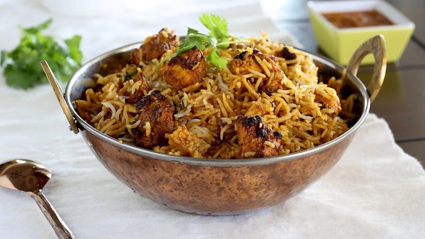 Air fried chicken biriyani- it's a thing!
blessingsfrommykitchen.blogspot.com/2020/05/air-fr…
#biriyani
#Biryani 
#chickenbiriyani
#desifood
#basmati