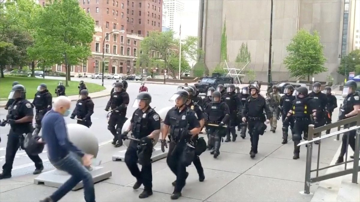 ajplus's tweet image. 57 police officers have resigned from the Buffalo Police Dept in protest of the suspension of two officers who were filmed shoving a 75-year-old protester to the ground.

The victim has been hospitalized and is in "stable but serious condition," according to the mayor.