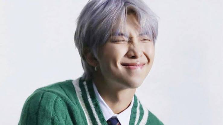 KeysaOh's tweet image. The best leader💜
#KimNamjoon #ARMYINDONESIA 
#SupriseBangtan