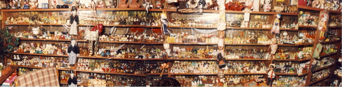 JennaLocke's tweet photo. @YorkshireMuseum How about Red Lake's legend Eugenia ("Gramma Gene") Campbell's living room for #InterestingInteriors @YorkshireMuseum? 
Aside from the 5,000 salt and pepper shaker sets, she also collected dolls, magazines, piano rolls, liquor decanters, and so much more! https://t.co/HFEW3hFi02