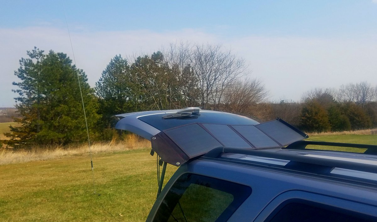 k8ua_'s tweet photo. You may sometimes want to hide from the #sun☀️(95F outside right now!), but it provides much needed #solarpower in the field. With my 60W #solarpanels I usually come back home with full battery even after a full day #ontheair! #FieldRadioFriday #POTA #hamradio #hamr #K8UA https://t.co/Luyo4GZL83