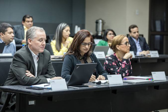 eluniversocom's tweet photo. La Espae es considerada la primera escuela de MBA en el Ecuador, según ranking latinoamericano ► https://t.co/YdyhMtiawT https://t.co/D85HJ3ykIu