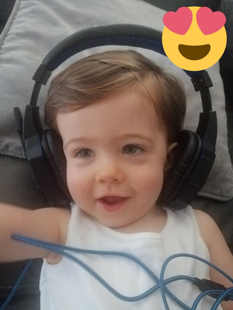 BangAveragePlayer tweet media