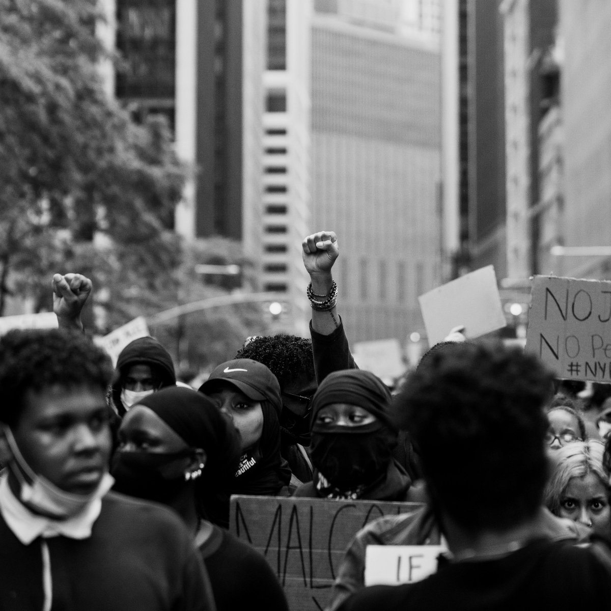 Now more than ever, we recognize the importance of using our platform to highlight photographers in our community who are capturing these defining moments. 📷 by Dane Isaac (IG: @ daneisaac) (1/4) #BlackLivesMatter