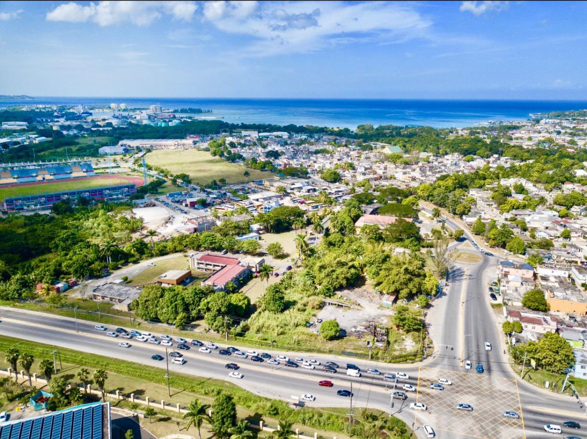 SarahOttey's tweet photo. PROPERTY FEATURE: Prime Commercial Lot at Barnett St &amp; Fairfield Rd Intersection - For Lease in Montego Bay - https://t.co/E5fnhs5W8a https://t.co/OFAibQNMyG