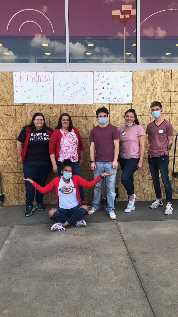 #2010 Strong working on something fun stay tuned <a href="/DakeetaH/">Dakeeta Big Hair</a> @BurrataLoveMail <a href="/MikaylaJac2010/">Mikayla Jackson</a> <a href="/MadiRPuhl/">Madi Puhl</a> @Lyssmarie_09  @TiffMisk