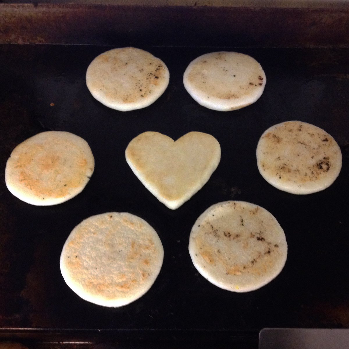 Do all things with #Love♥️
#arepas
