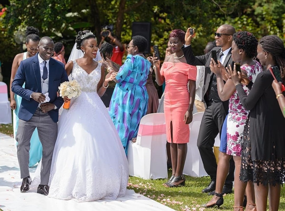 RubyEvents256's tweet image. At weddings, it's all about capturing moments that will last eternity. The kind of moments you will look at 50 years from now to show your grandkids ....  Shots by our very own Nazil

Let's be part of your wedding with #photography and #Videocoverage

0783139371

#RubyEvents