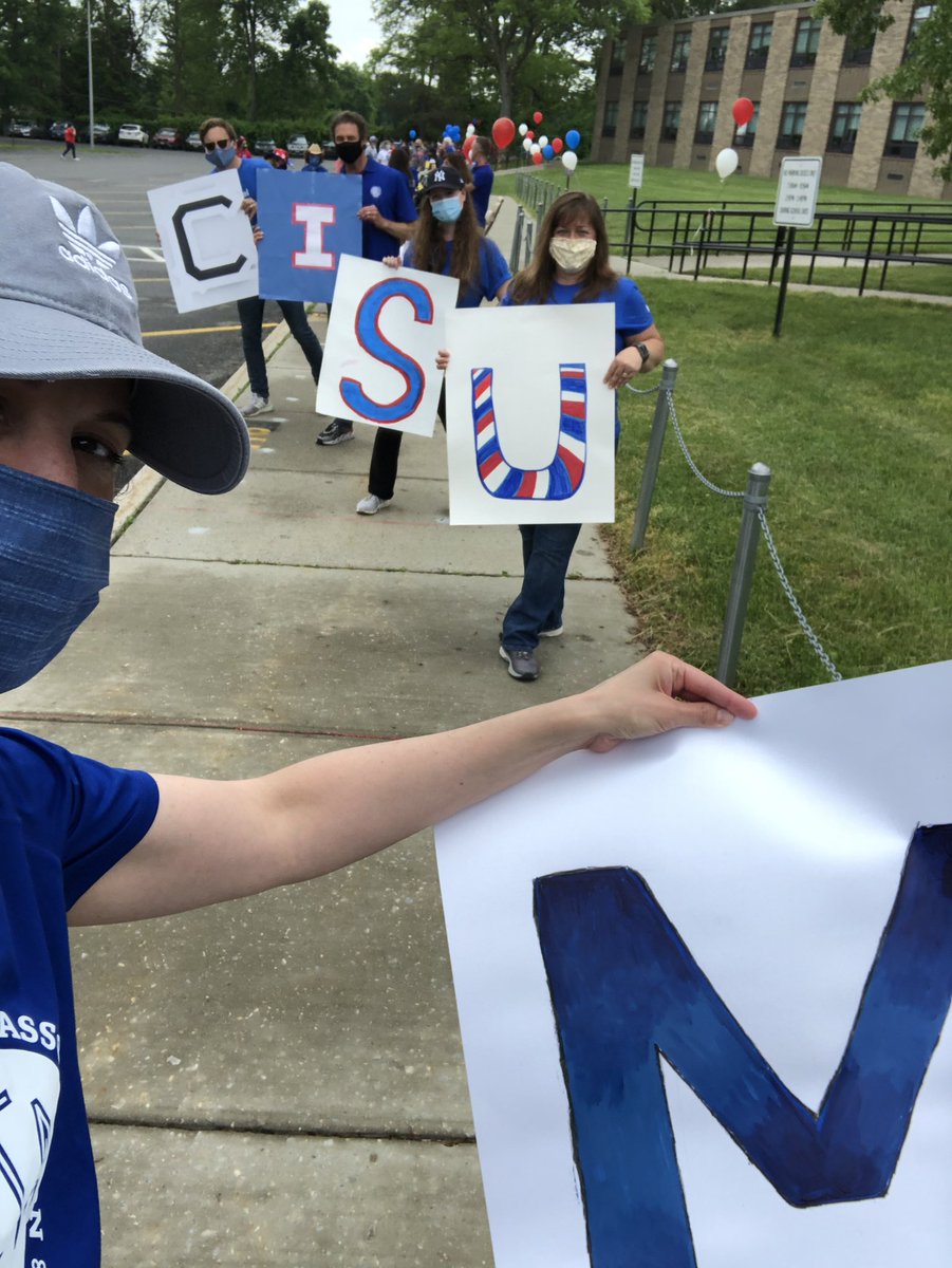 Music representation at the Carmel Cruise! What a great event...we got to see gfmssingers past, present, AND future!  <a href="/CarmelCSDMusic/">Carmel CSD Music</a> <a href="/budwelljones/">Buddy Griffith</a> <a href="/GFMS_info/">GFMS_info</a>