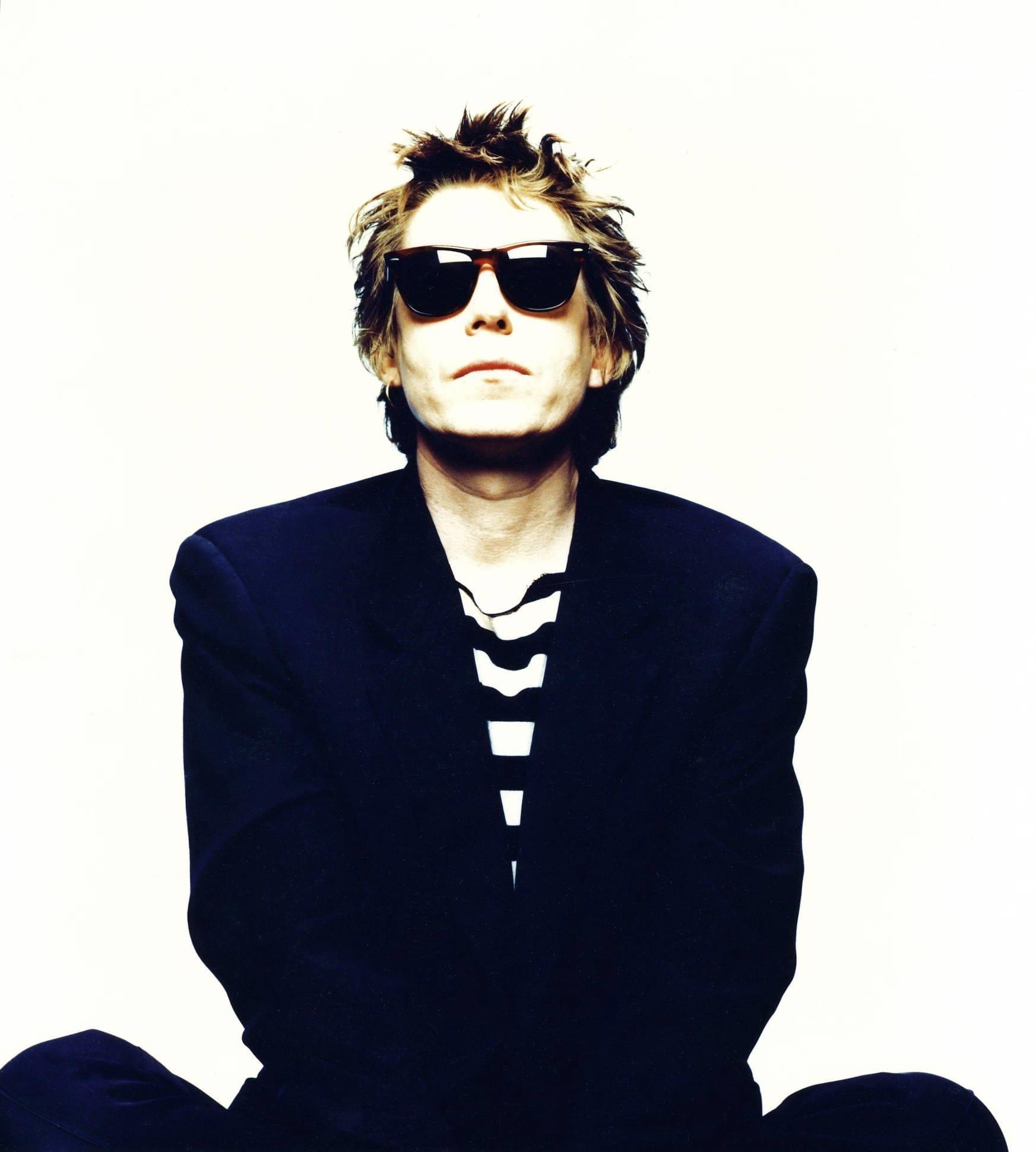 Happy Birthday to Richard Butler of The Psychedelic Furs who turns 
63 today. 