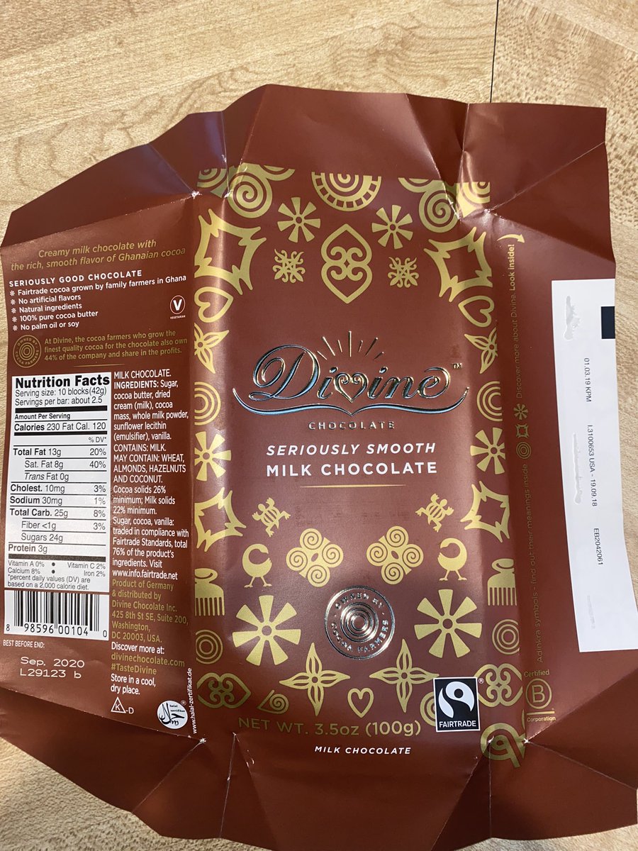 darealjaymz's tweet photo. Just bought this chocolate and realized a group of Ghanaian cocoa farmers own 44% of the company that makes it. 🇬🇭🇬🇭🇬🇭 https://t.co/5NukebSga2