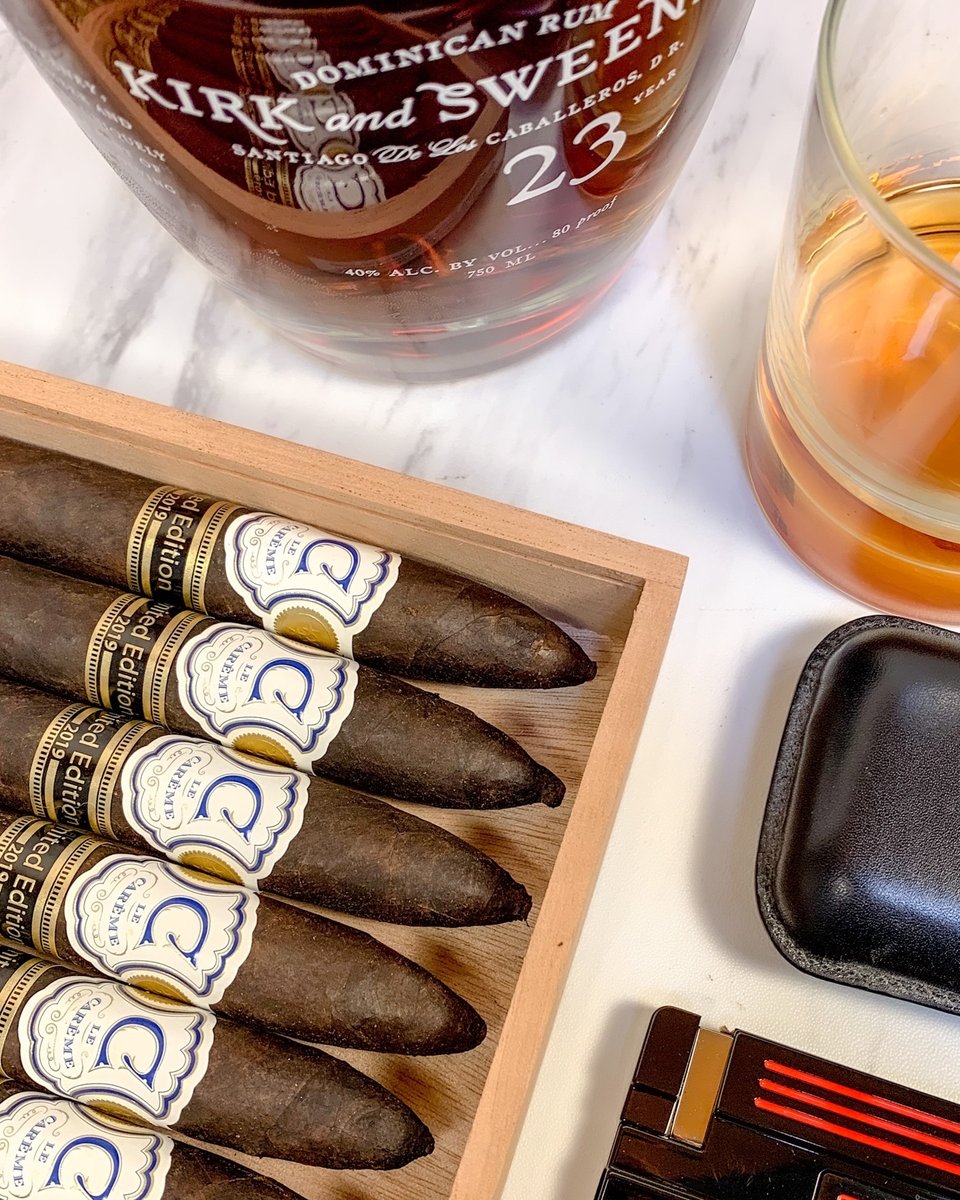 Today’s Featured Cigar: 
@thecrownedheads 2019 La Caréme Belicoso Fino 

The Rum: 
@kirkandsweeney 23 Year Dominican Rum.

#mixology #craftcocktails #cocktails #homebartender #crownedheads #agedrum #rumbar #thebourbonalliance #rum #spirits