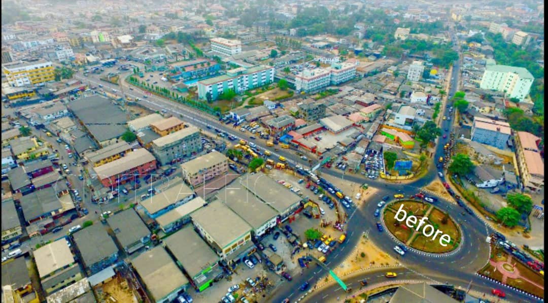 lumzy's tweet photo. Nobody: Alexa show me #AllenRoundabout
Alexa: π You mean Play me Allen Avenue by @weirdmcofficial ???
Me: Oh! It's gone π.
Question most may ask is what would be the new name and look??? @Mr_JAGss π
Pix sources: @googlemaps @Gidi_Traffic @RethinkingCI
#RethinkingLagos https://t.co/Kn2ITojvz5