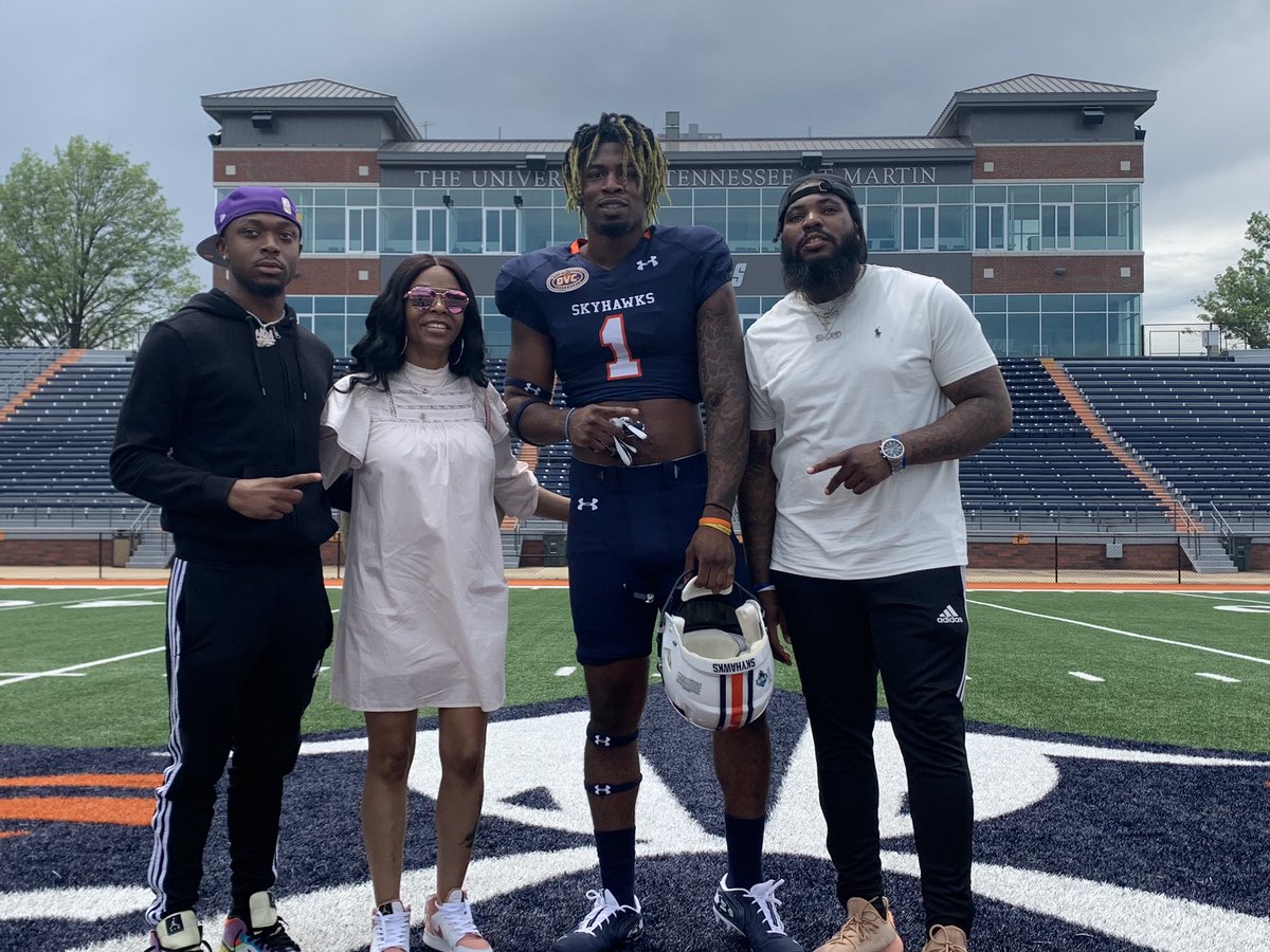 Blessings 5 ⭐️ Outside LineBacker is heading to UTM 🟠🔵
NeverSayGodWontDoIt

@UTM_FOOTBALL @espn @NCAA_FCS @OVCSports @Coach_JSimpson @CoachOzUTM @chris_polizzi