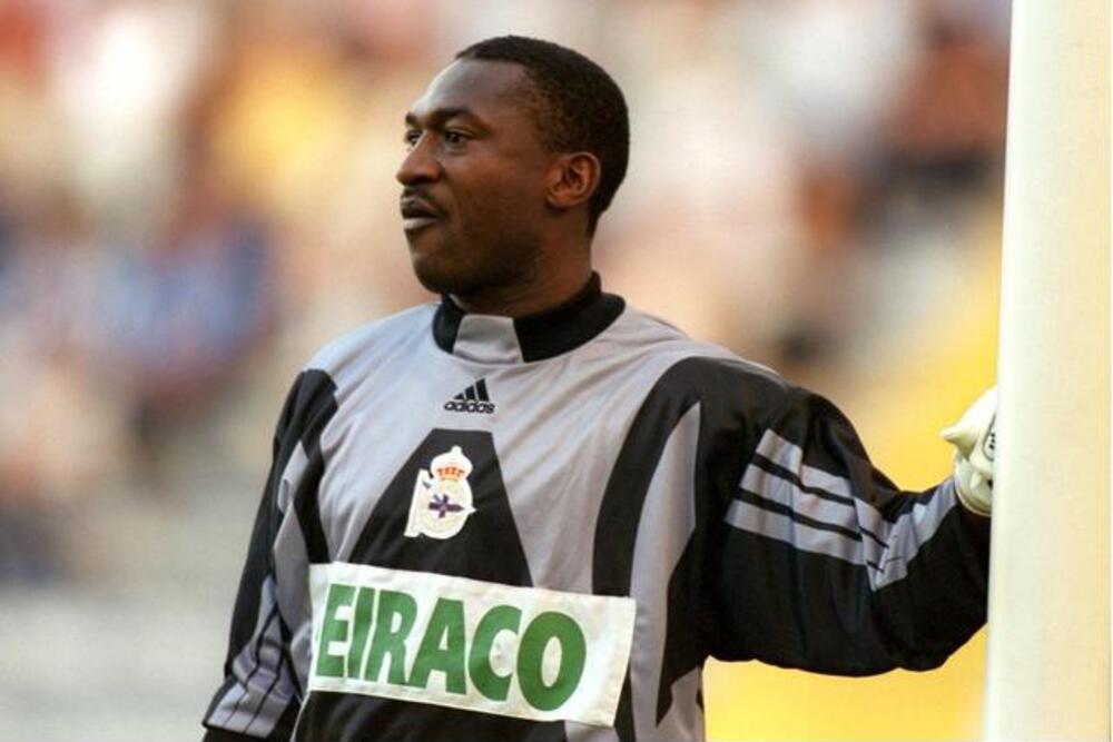 ⚽️ Nostalgia Futbolera 🏟️ on Twitter: "Jacques Songo'o, Deportivo La  Coruña, 1999.… "