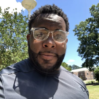 daronw123's tweet photo. #NewProfilePic https://t.co/7bNjZ19ka1