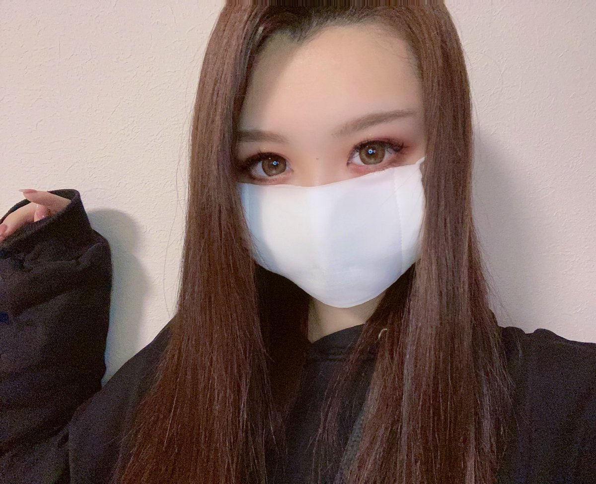菜月 10 1チェリッシュ撮影会 アベのマスク届いたー やっぱりでかい 顔の小ささマウント取ってみた 目閉じたらマスクに当たる笑 自撮り アベのマスク マウント女子 フリーモデル モアコレ撮影会 予約受付中 T Co Li1k9kdtvr Twitter