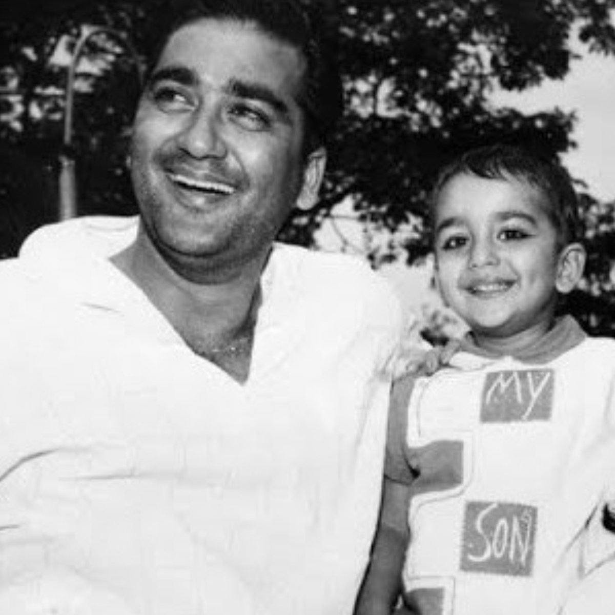 duttsanjay's tweet photo. You have always been my source of strength and happiness. Happy Birthday Dad!❤️ https://t.co/NAIgh3LKyZ