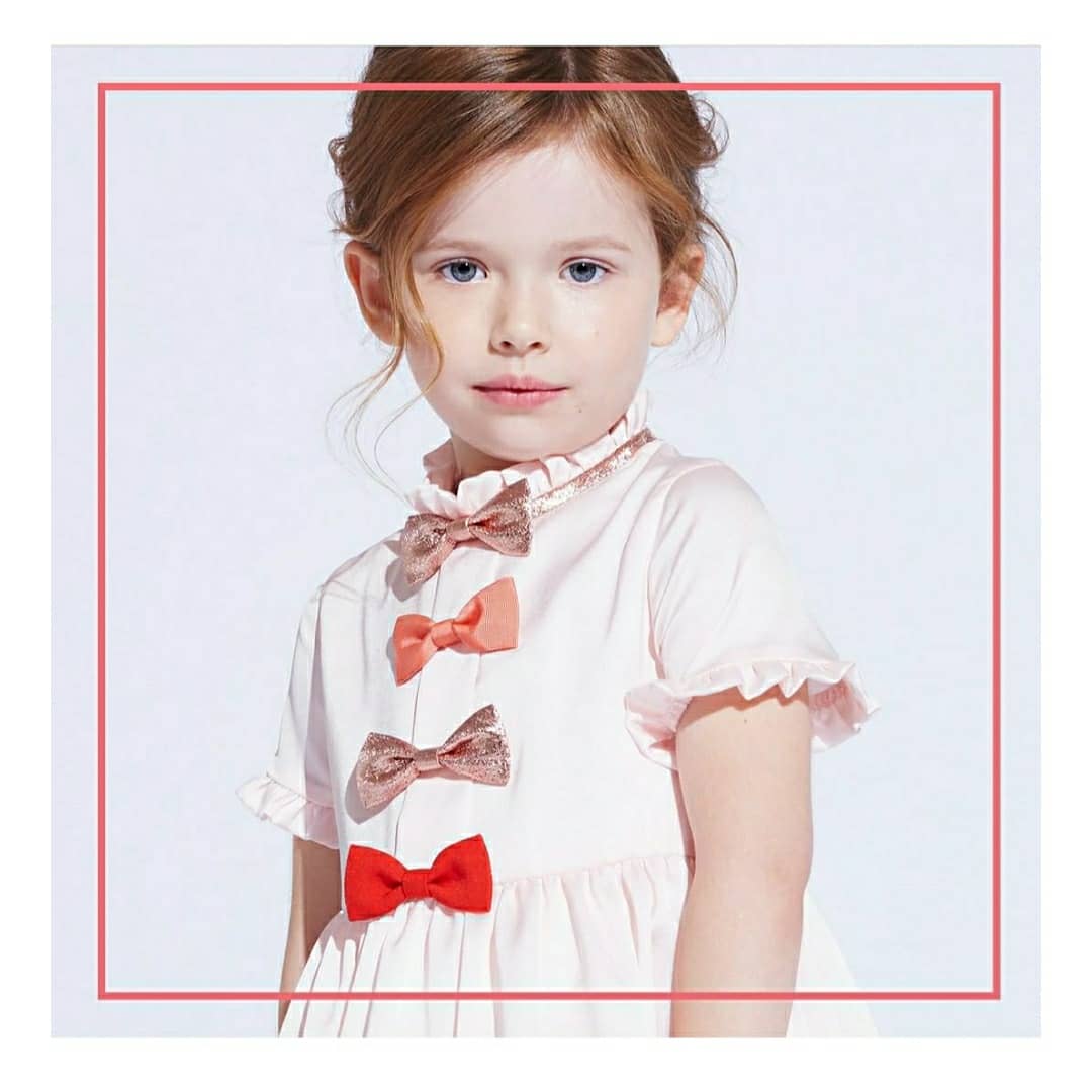 bonnieandbetty1's tweet photo. W I L L O W☆ I S A B E L L E☆ @Hucklebones #childmodel #kidsmodelsgency #childrensmodelagents #kidsmodelling https://t.co/DAtXyom0Hq