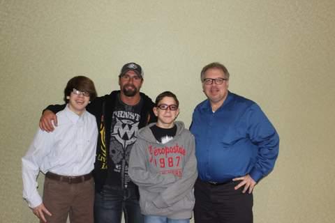 Dave Sr tweet media