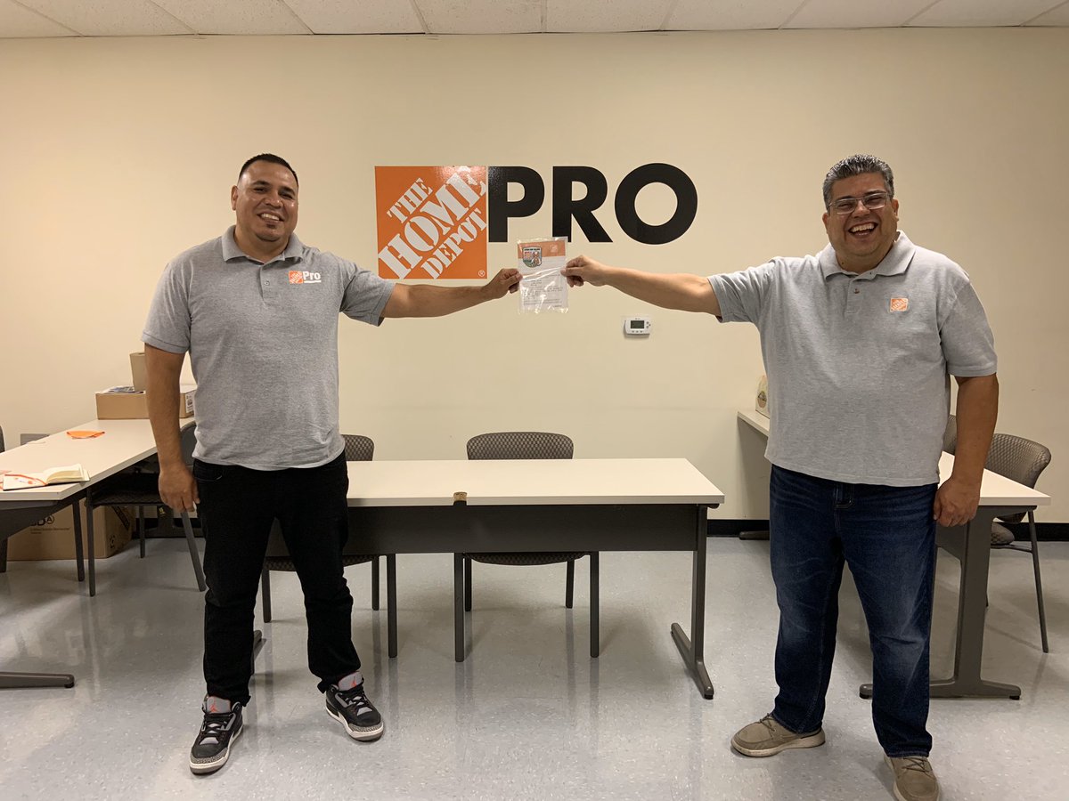 Jorge Flores (@jorge_thd3477) on Twitter photo Our Fleet Manager, Edgar Alva, receiving a Homer Award from our AM <a href="/Gabriel48856373/">Gabec@thd</a>. Edgar recently lead a BIT audit of our fleet and terminal..(aced it) #workhard#beamazing#bleedorange#thdpro3477 <a href="/Steven_Z_HR/">STEVENZHR</a> <a href="/JacquelineOseg6/">Jacqueline Oseguera</a> <a href="/Mcgalec99/">Kelly Schnatter</a> <a href="/_ian_phelps/">Ian Phelps</a> <a href="/mario_007_007/">Mario Valencia</a> @BacklinLisa Our Fleet Manager, Edgar Alva, receiving a Homer Award from our AM <a href="/Gabriel48856373/">Gabec@thd</a>. Edgar recently lead a BIT audit of our fleet and terminal..(aced it) #workhard#beamazing#bleedorange#thdpro3477 <a href="/Steven_Z_HR/">STEVENZHR</a> <a href="/JacquelineOseg6/">Jacqueline Oseguera</a> <a href="/Mcgalec99/">Kelly Schnatter</a> <a href="/_ian_phelps/">Ian Phelps</a> <a href="/mario_007_007/">Mario Valencia</a> @BacklinLisa