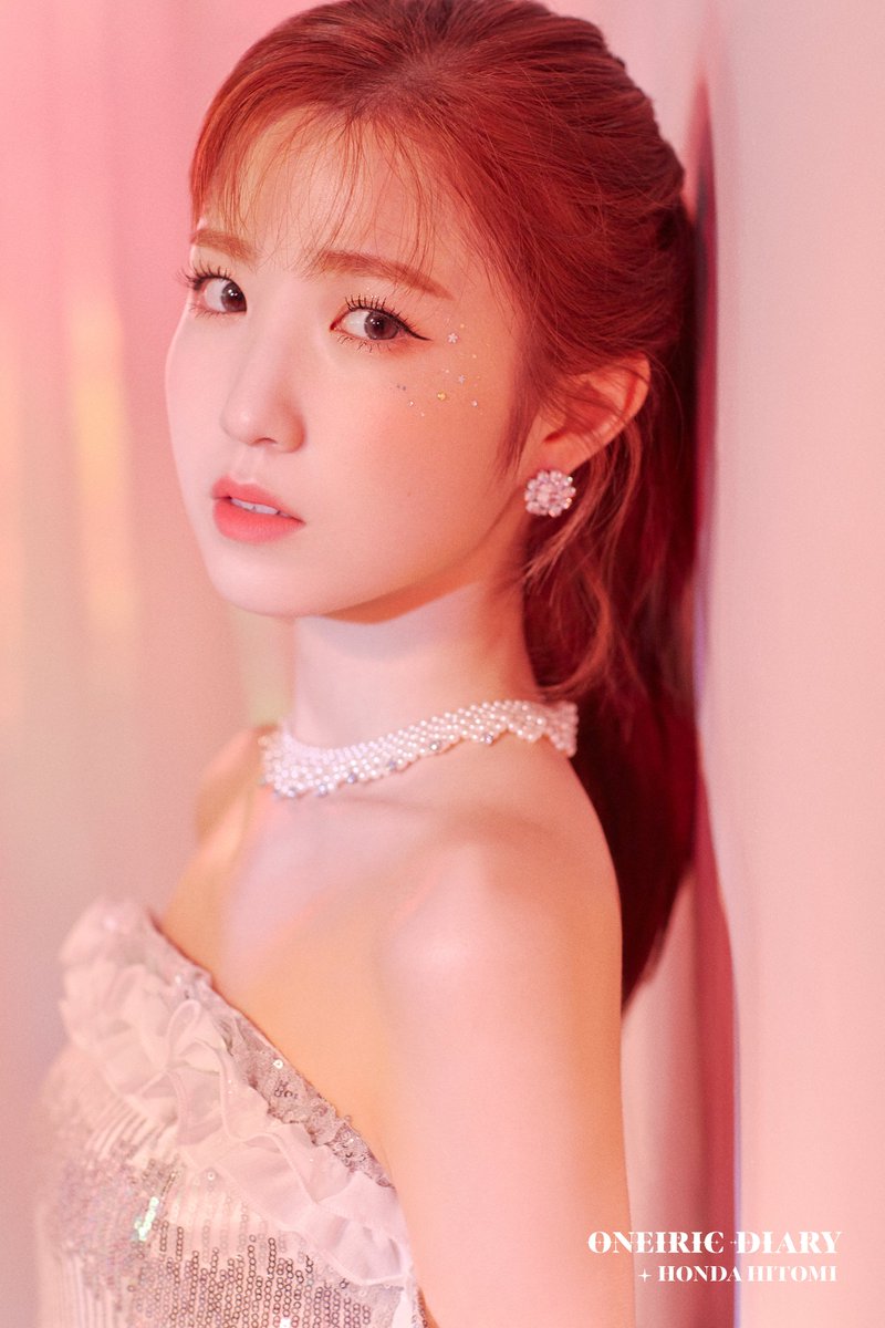 Lunamoth Iz One 3rd Mini Album Oneiric Diary 히토미 Official Photo Diary Ver 1 2 Oneiric Ver 1 2 아이즈원 혼다히토미 히토미 アイズワン 本田仁美 ほんだ ひとみ 仁美 ひとみ ひぃちゃん Izone Hondahitomi Hitomi Official Izone