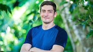 MitsukiyJ's tweet photo. tu vas nous manquer Claude ! Le meilleur survivant de tous les kohlanta confondu. Des valeurs,des principes, une belle mentalité, un monstre en épreuve vive claude #KohLanta2020 #KohLanta https://t.co/RabAwcvGj2