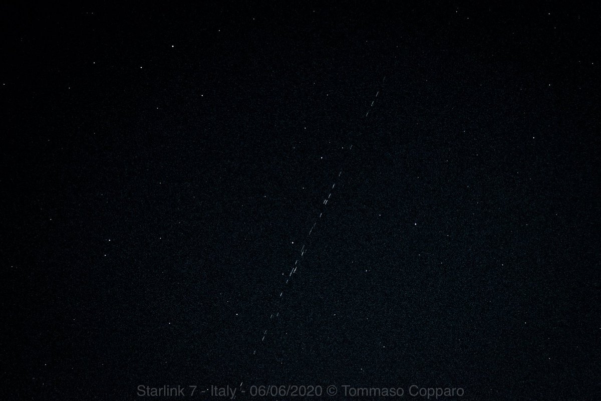 _tomme92's tweet photo. #Starlink7 satellites trotting over the sky photographed from Italy.
#SpaceX @elonmusk #Starlink #Falcon9 https://t.co/7t7Ct4jtkv