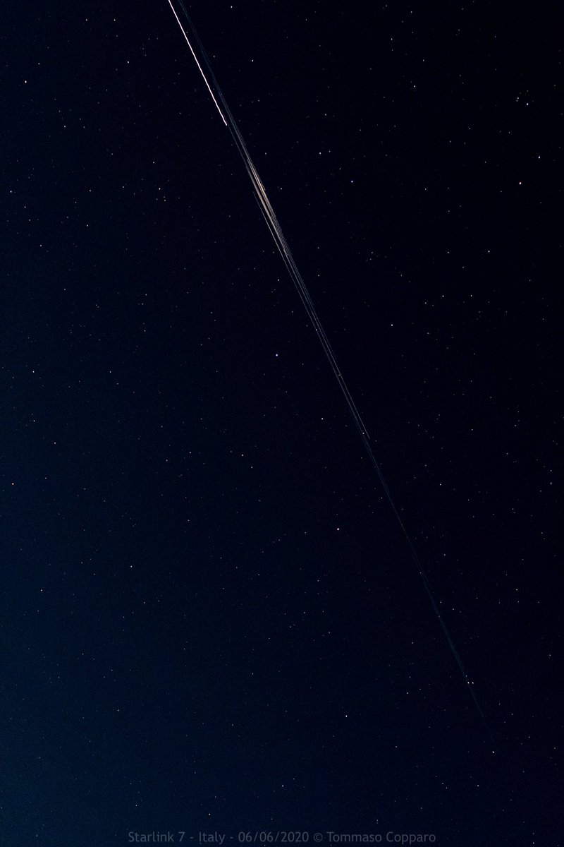 _tomme92's tweet photo. #Starlink7 satellites trotting over the sky photographed from Italy.
#SpaceX @elonmusk #Starlink #Falcon9 https://t.co/7t7Ct4jtkv