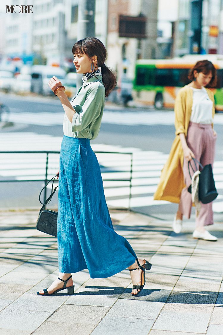 More モア 佐藤栞里 逢沢りな着回し連載 毎日きれい色 30日目 パンツ派栞里 スカート派りなは元気コーデで出勤 T Co Es4x9ua39v More モア 佐藤栞里 逢沢りな着回し連載 毎日きれい色 30日目 パンツ派栞里 スカート派りなは元気コーデで出勤 T Co Es4x9ua39v